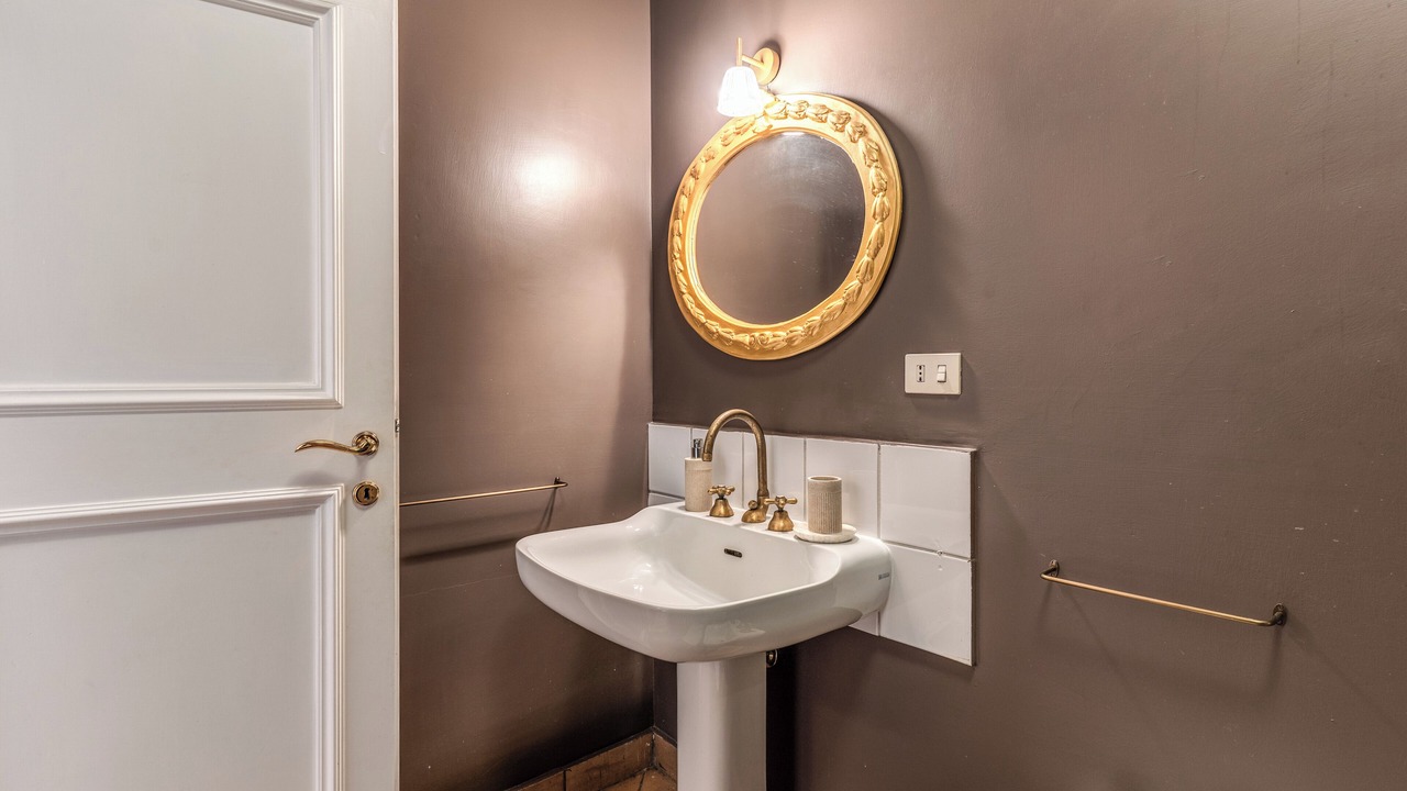 Photo of Bathroom in Rome City Centre