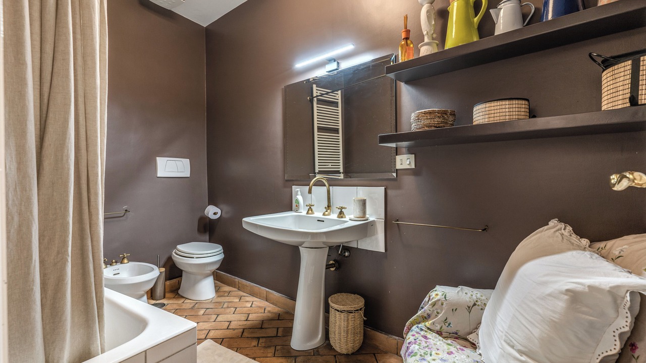 Photo of Bathroom in Rome City Centre