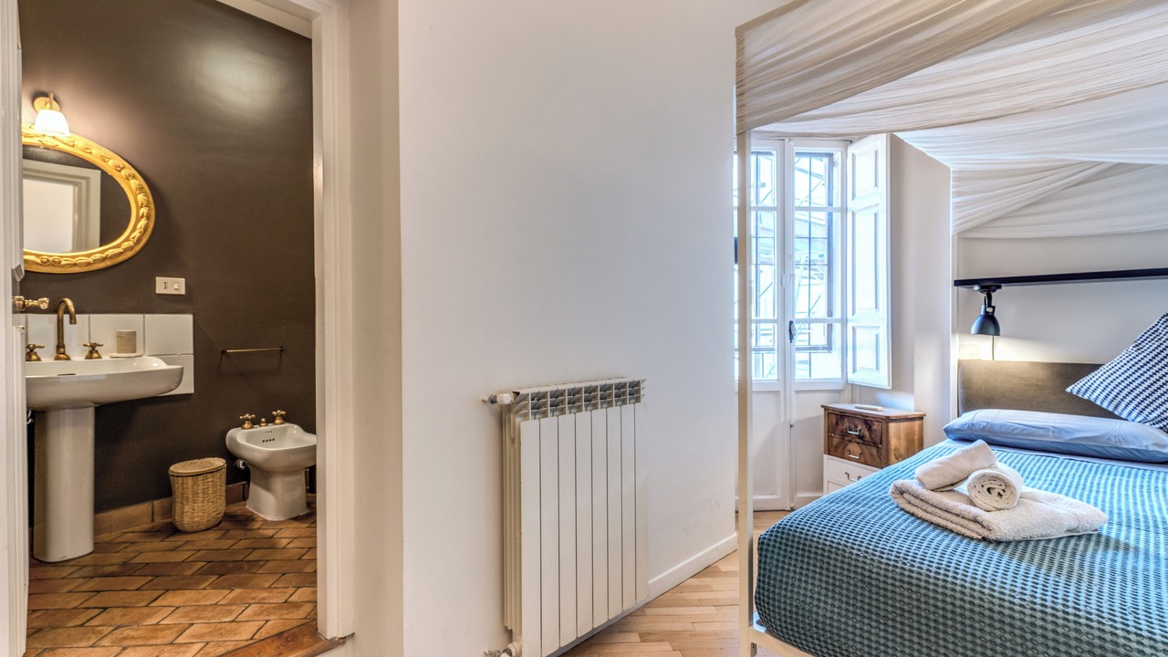 Photo of Bedroom in Rome City Centre