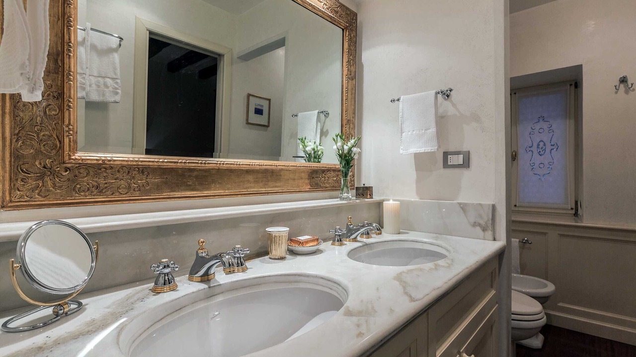 Photo of Bathroom in Dorsoduro