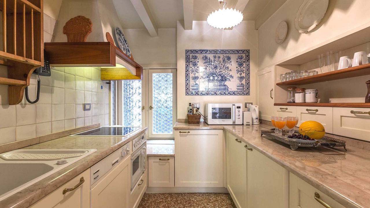 Photo of Kitchen in Dorsoduro