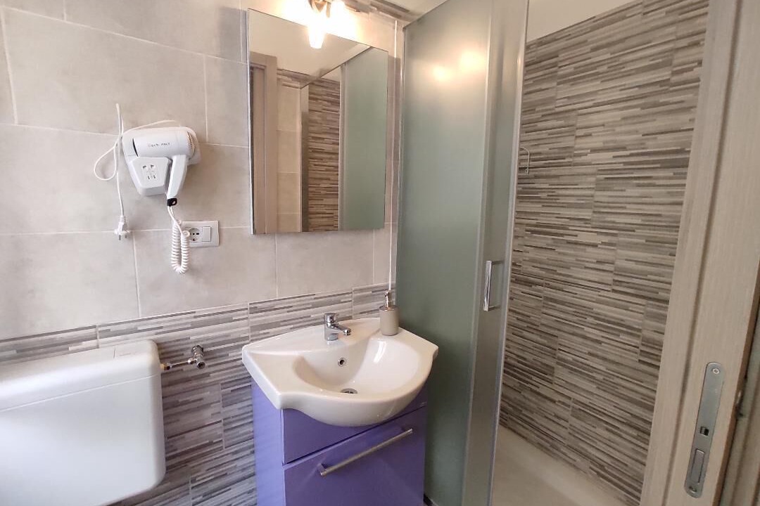 Photo of Bathroom in Quartiere XXXIV Lido di Ostia Levante