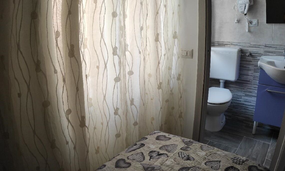 Photo of Bathroom in Quartiere XXXIV Lido di Ostia Levante
