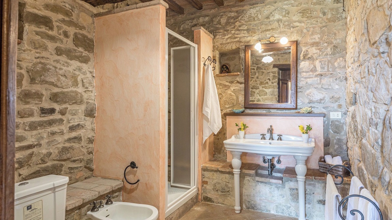 Photo of Bathroom in Doglio