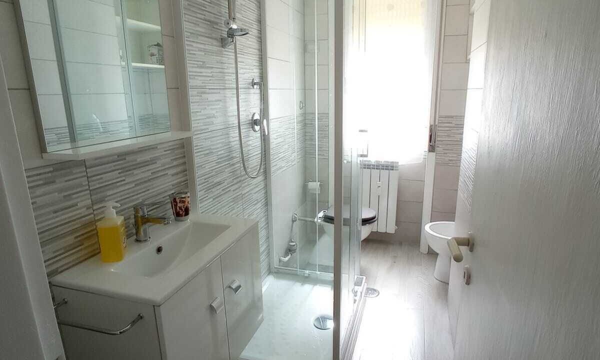Photo of Bathroom in Quartiere XXXIV Lido di Ostia Levante