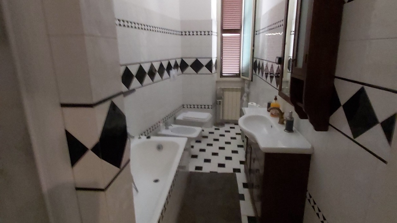 Photo of Bathroom in Civitavecchia