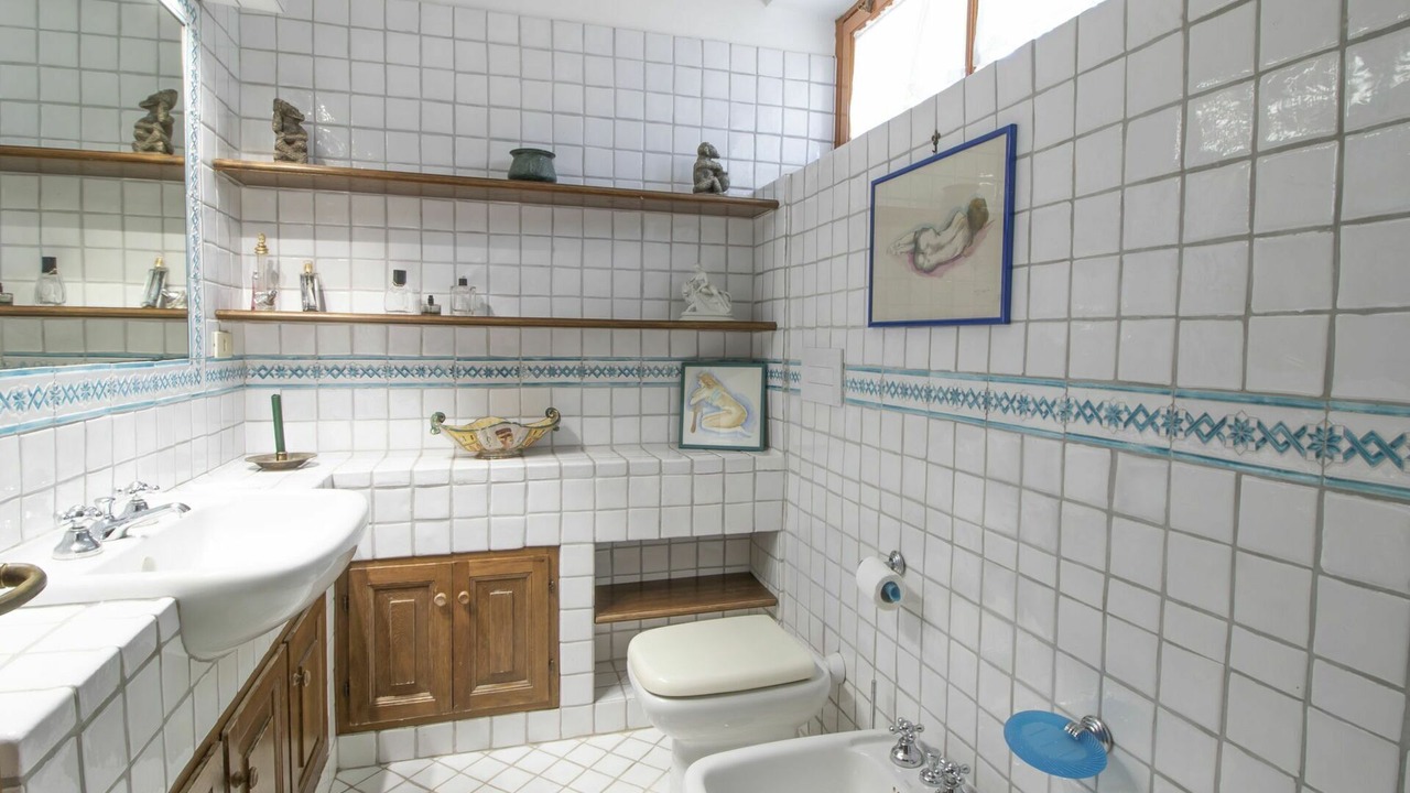 Photo of Bathroom in Sutri