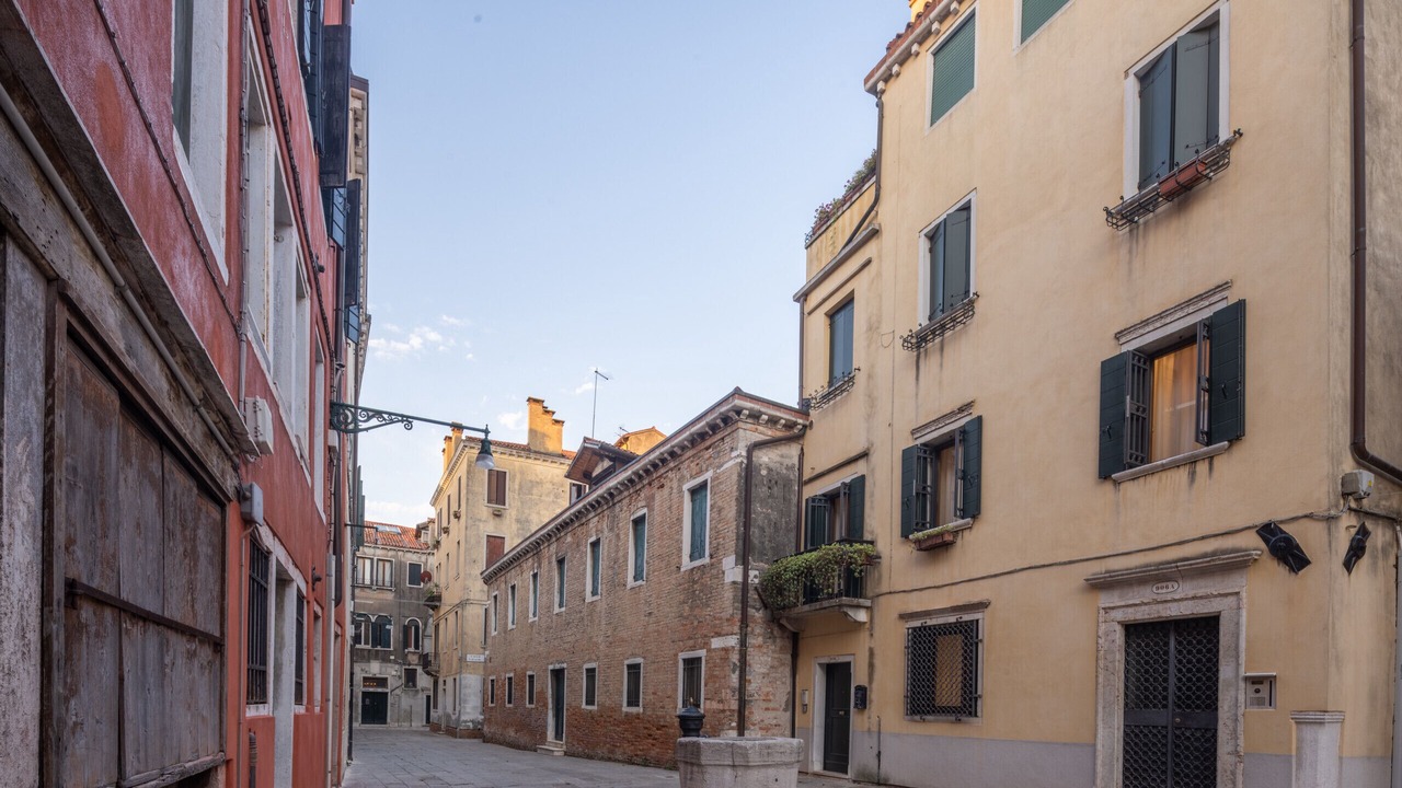 Photo of Others in Dorsoduro