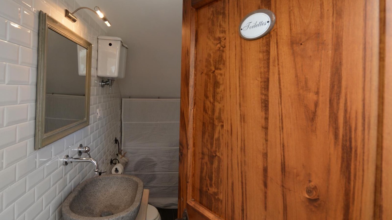 Photo of Bathroom in Todi