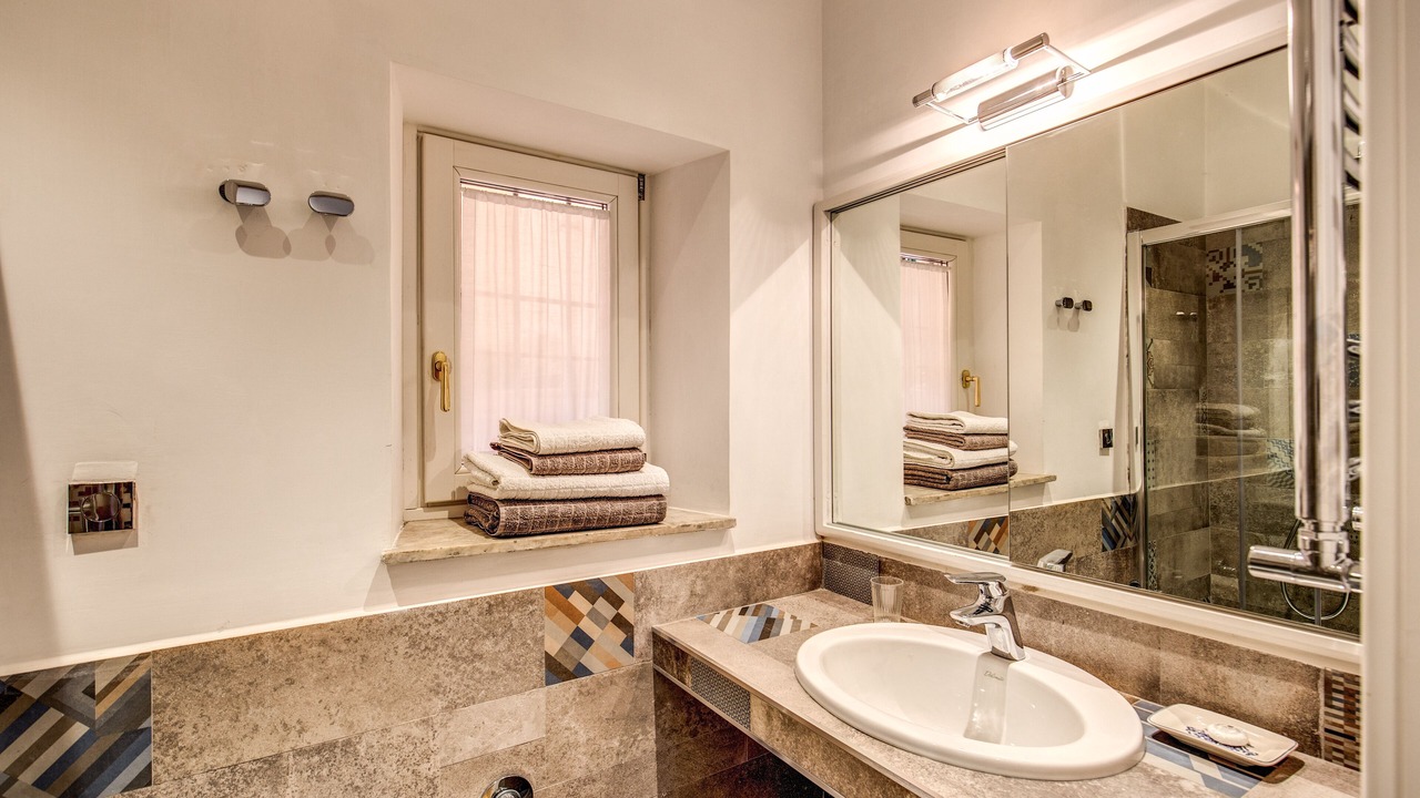 Photo of Bathroom in Rione II Trevi