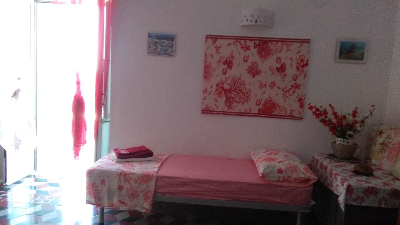 Photo of Bedroom in Le Forna