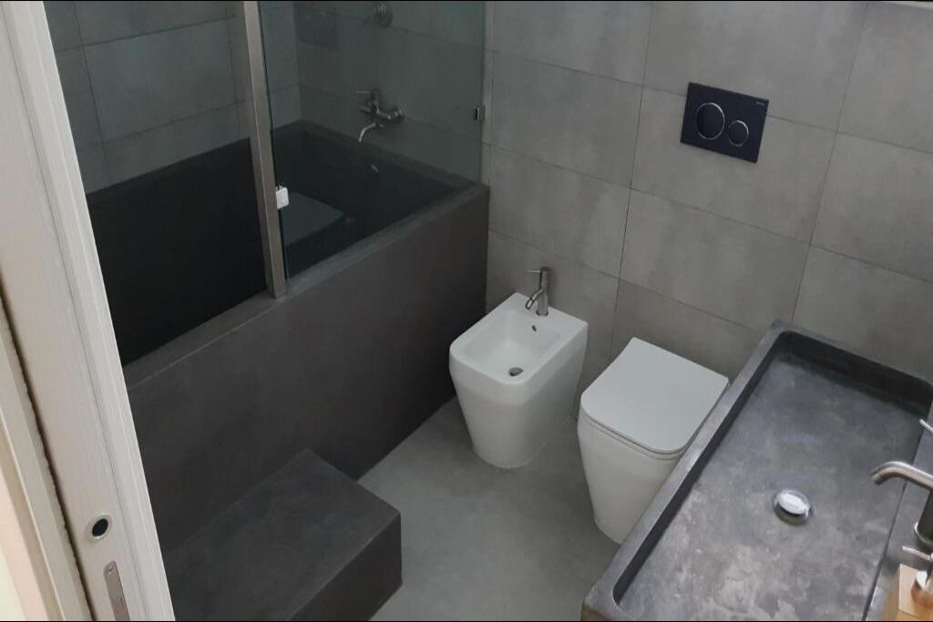 Photo of Bathroom in Avola