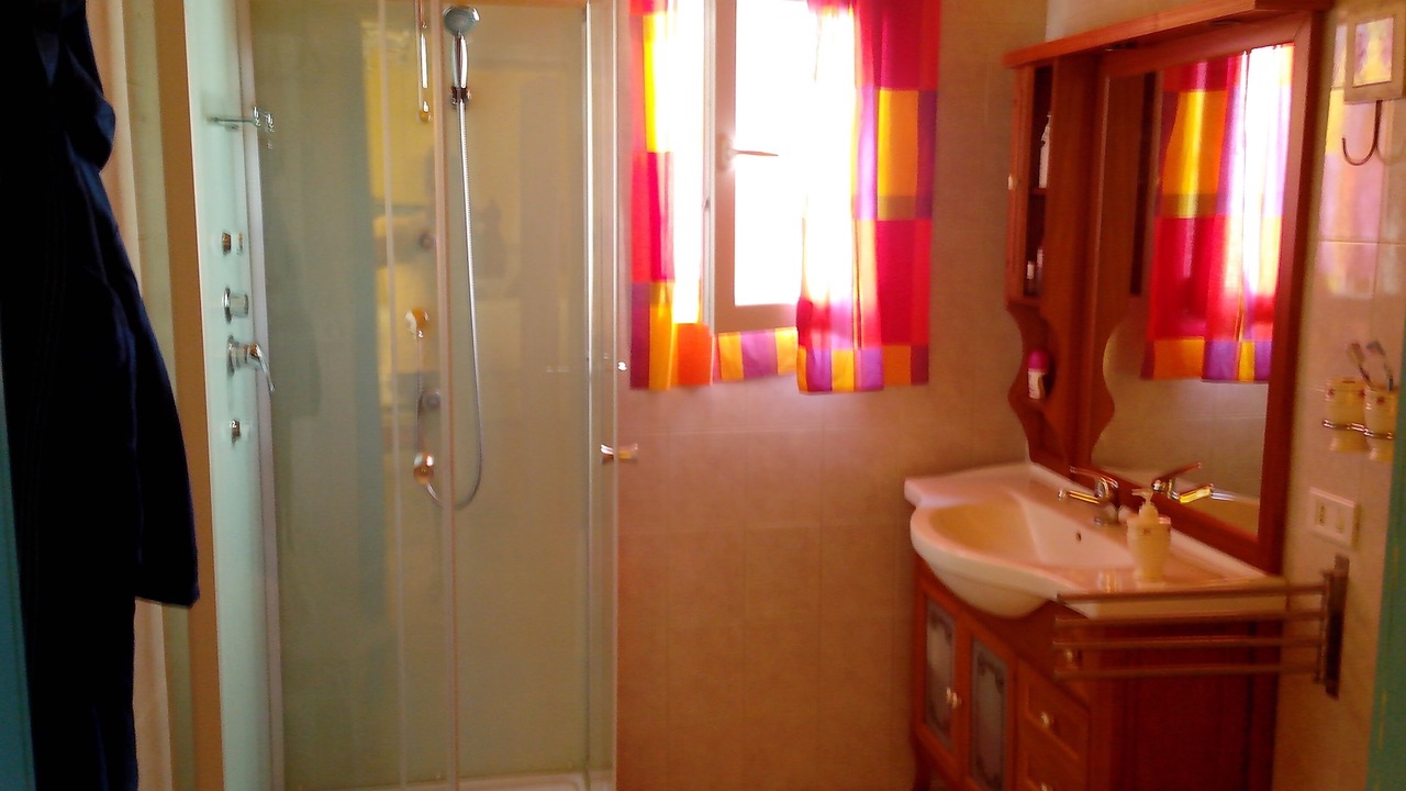 Photo of Bathroom in Torre Chianca