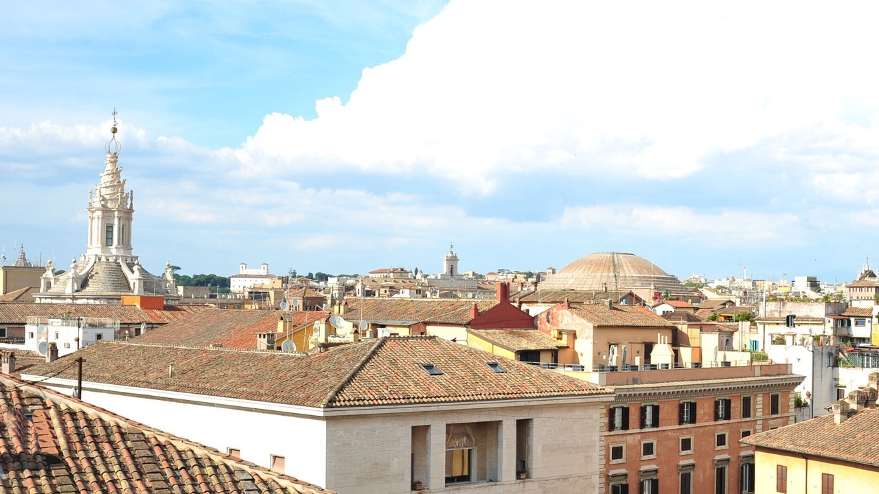 Photo of Others in Navona