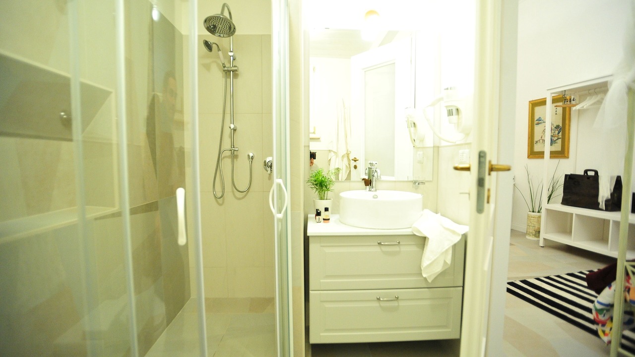 Photo of Bathroom in Navona
