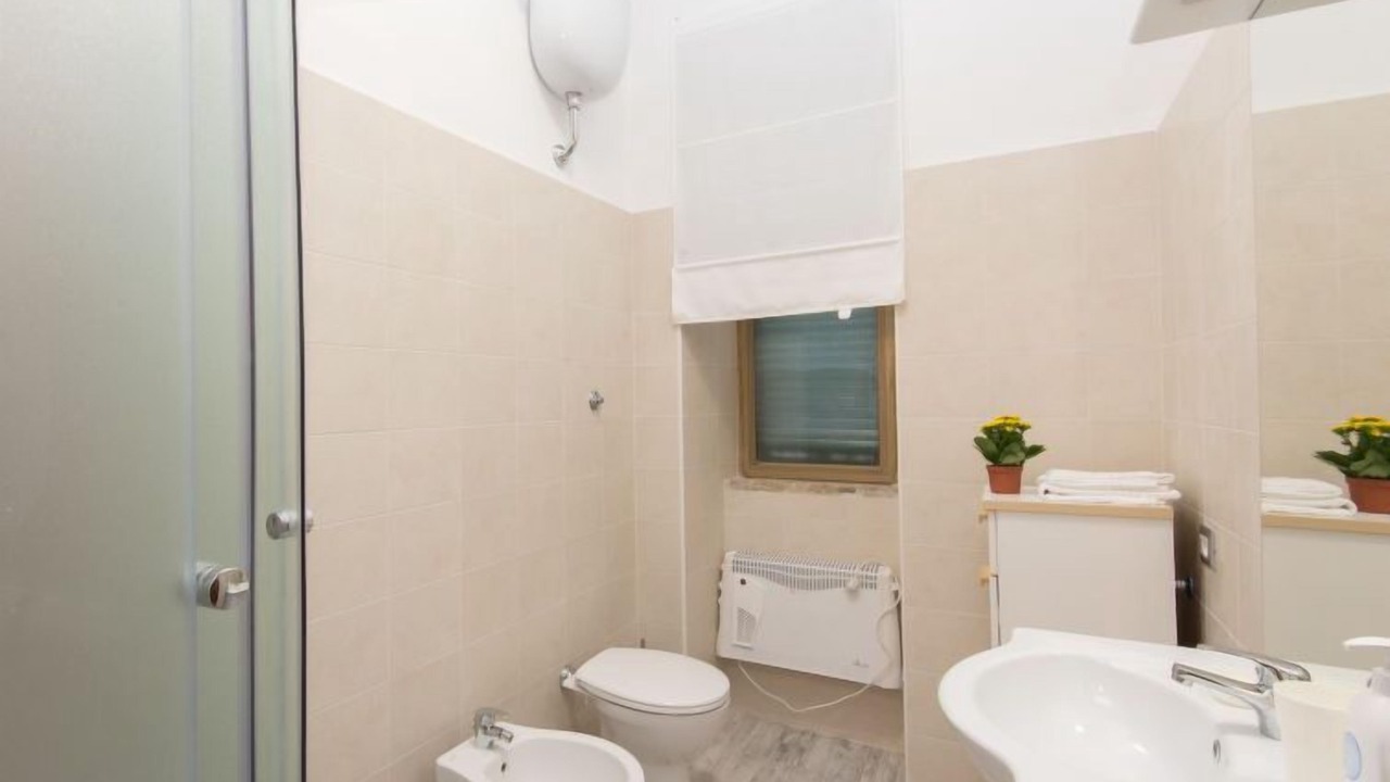 Photo of Bathroom in Aurelio
