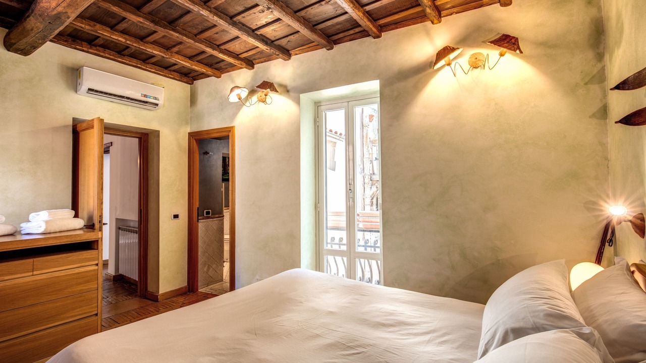 Photo of Bedroom in Rome City Centre
