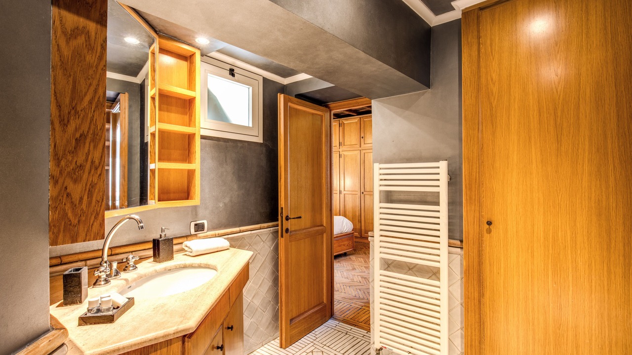 Photo of Bathroom in Rome City Centre