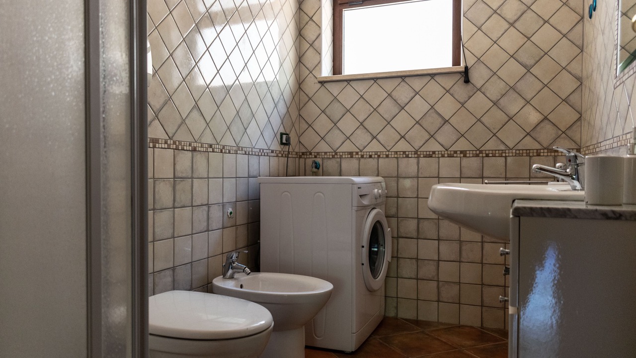 Photo of Bathroom in Marina Lido