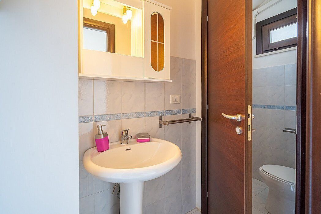 Photo of Bathroom in Avola