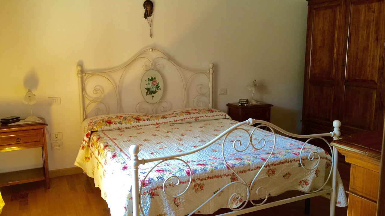 Photo of Bedroom in Todi