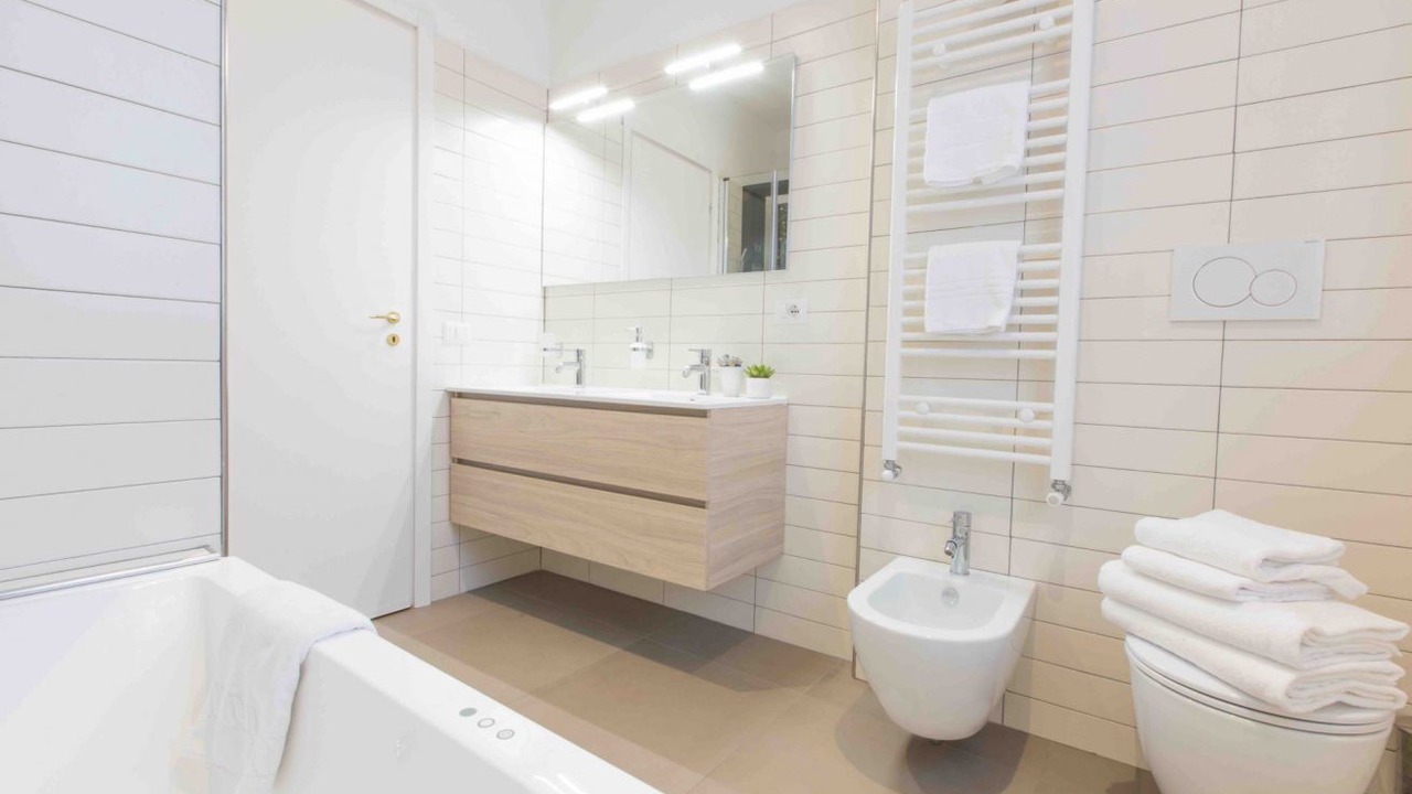 Photo of Bathroom in Dorsoduro
