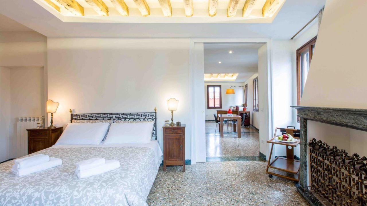 Photo of Bedroom in Dorsoduro