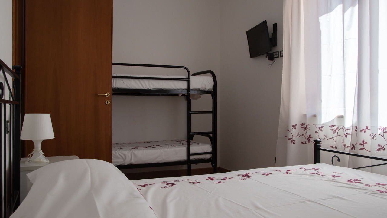 Photo of Bedroom in Marina Lido