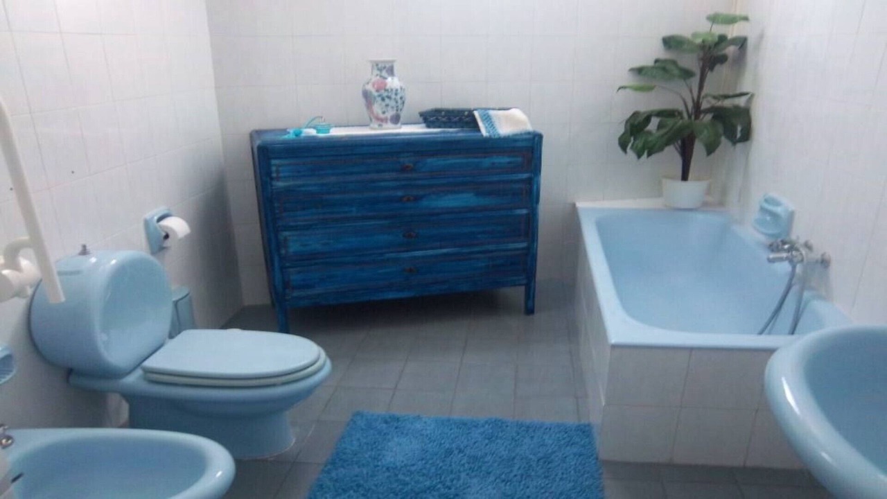 Photo of Bathroom in Avola