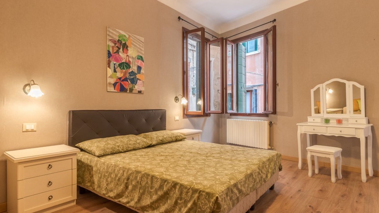 Photo of Bedroom in San Polo