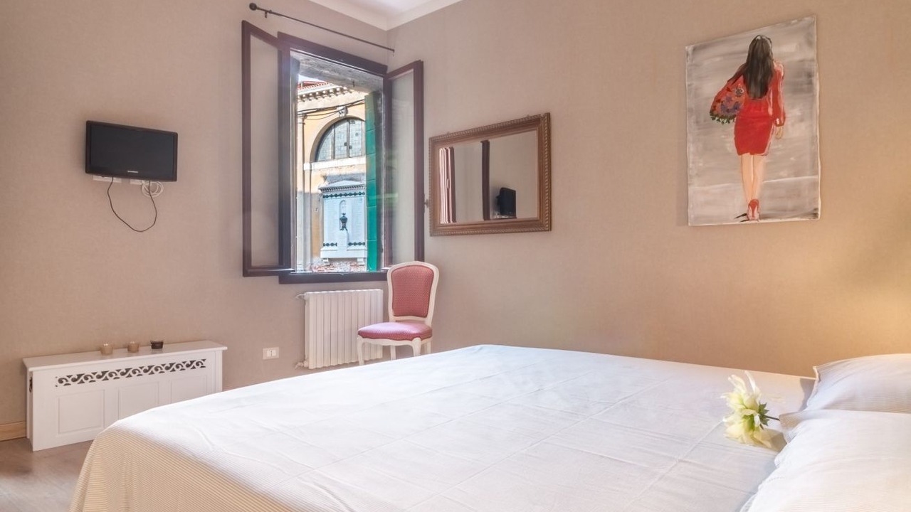 Photo of Bedroom in San Polo