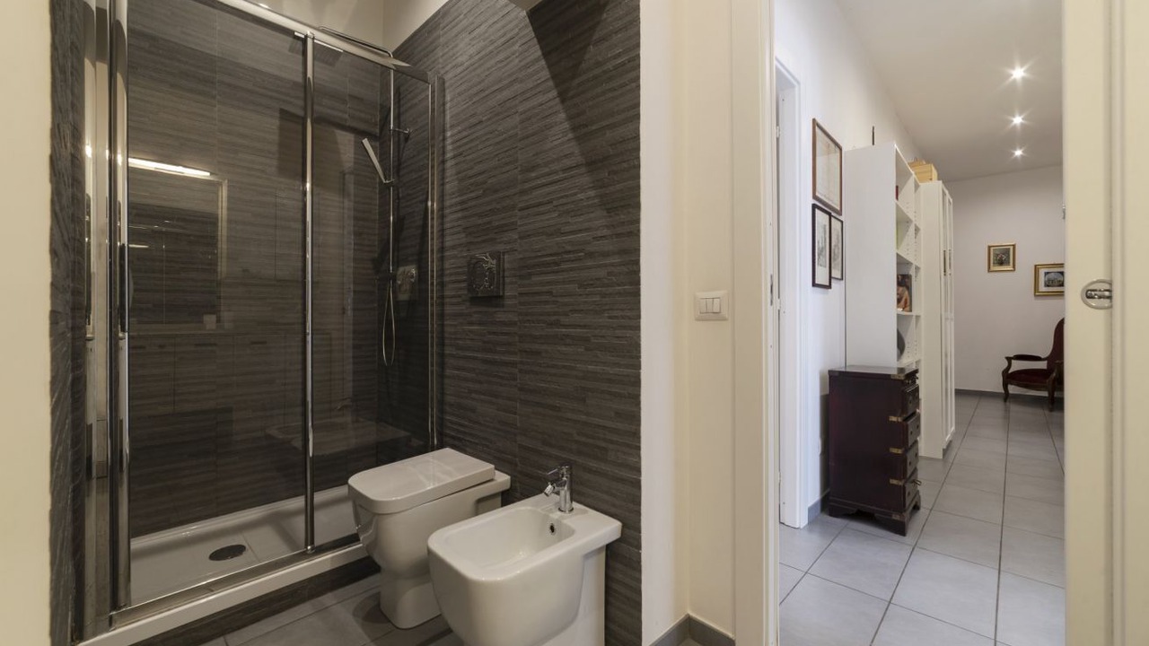Photo of Bathroom in Salario