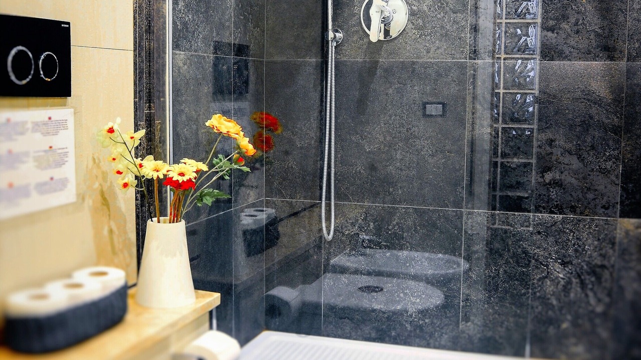 Photo of Bathroom in Rome City Centre