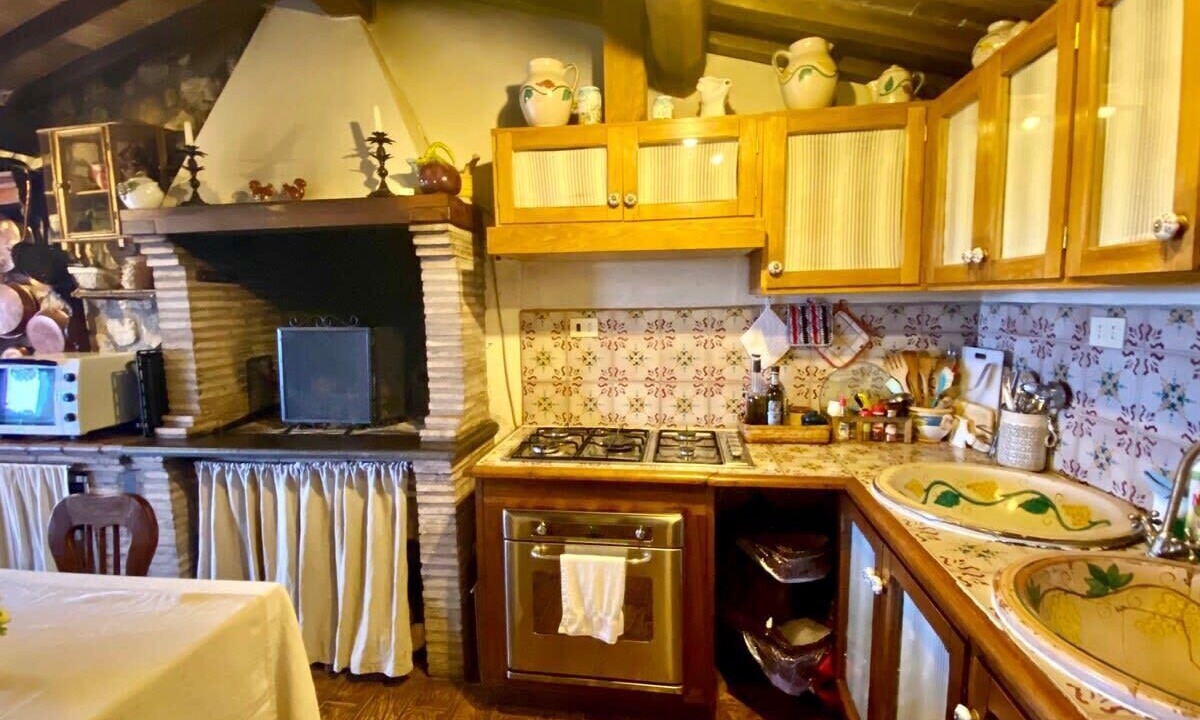 Photo of Kitchen in Castiglione in Teverina