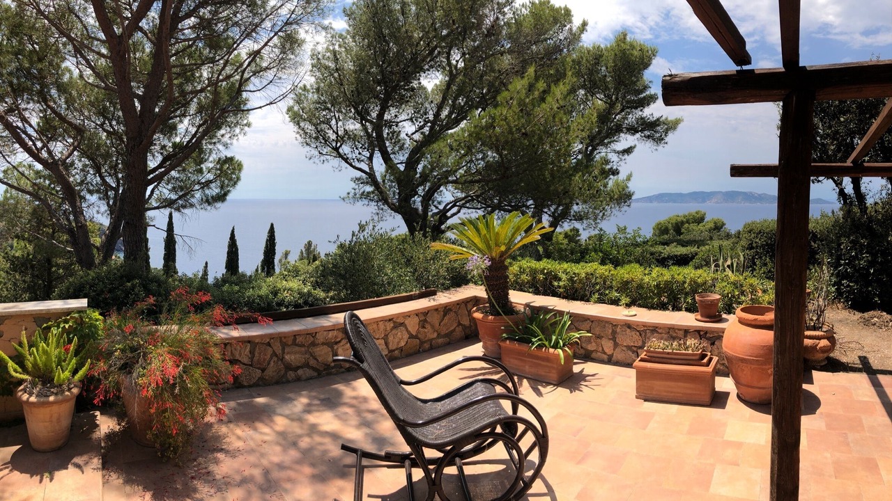Photo of Patio Balcony in Cala Piccola