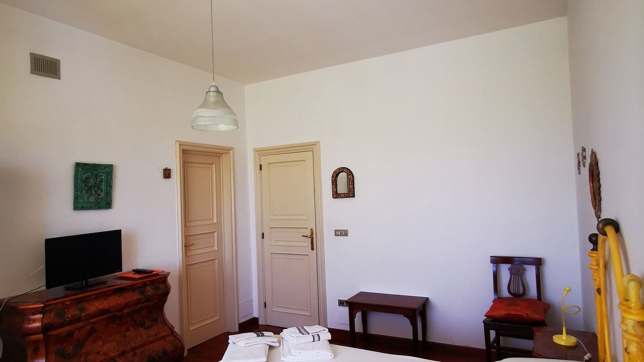 Photo of Bedroom in Trani