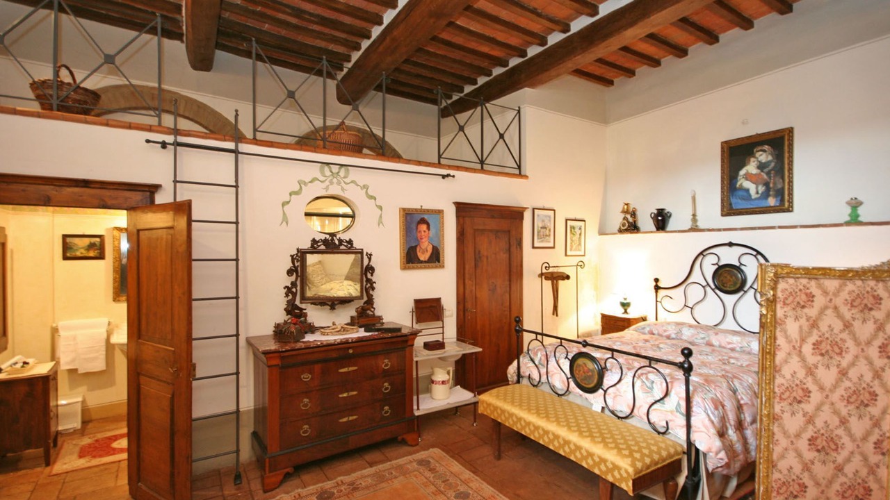 Photo of Bedroom in Cortona Old Town