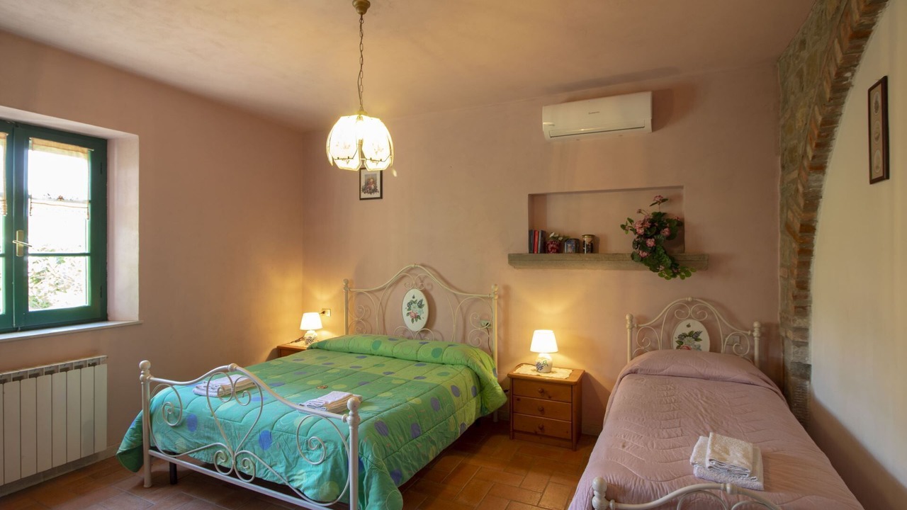 Photo of Bedroom in Cortona