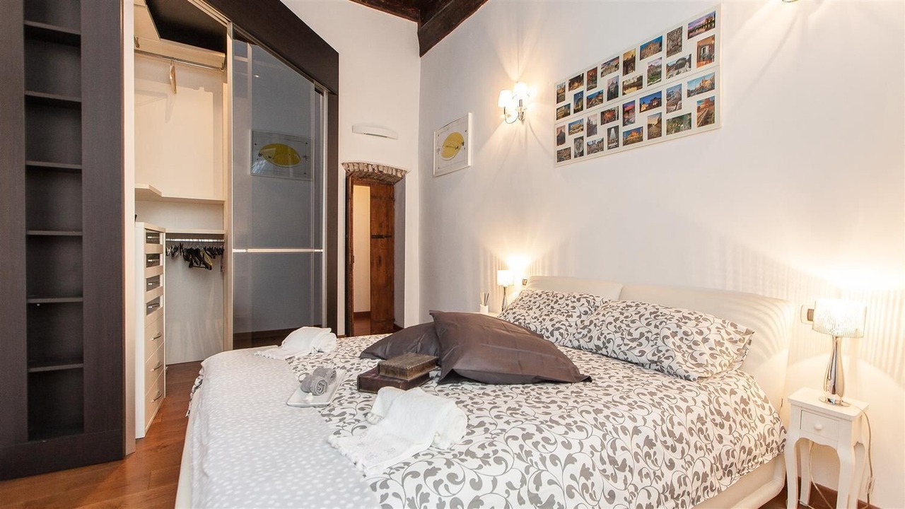 Photo of Bedroom in Rione VI Parione