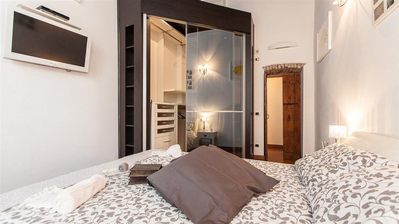 Photo of Bedroom in Rione VI Parione