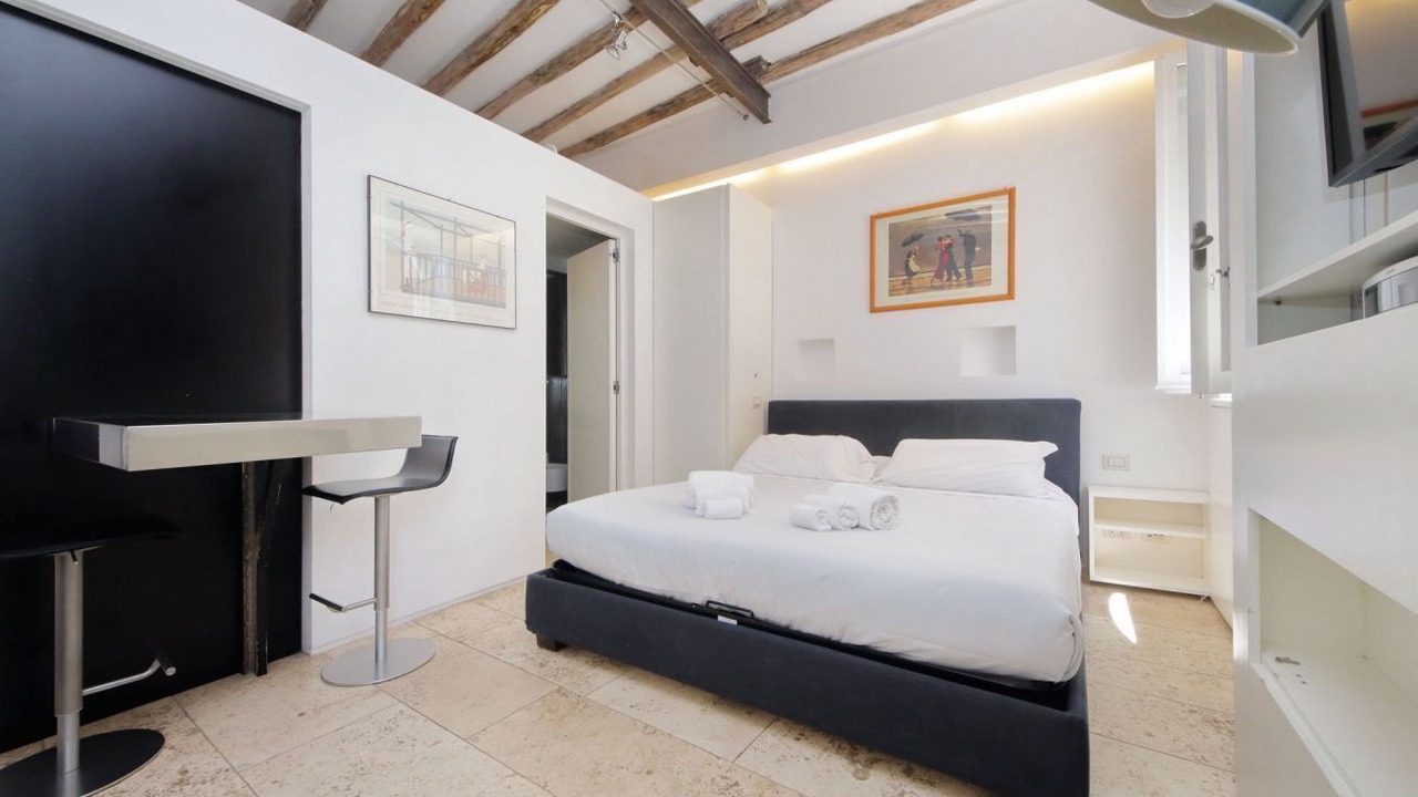 Photo of Bedroom in Rione V Ponte