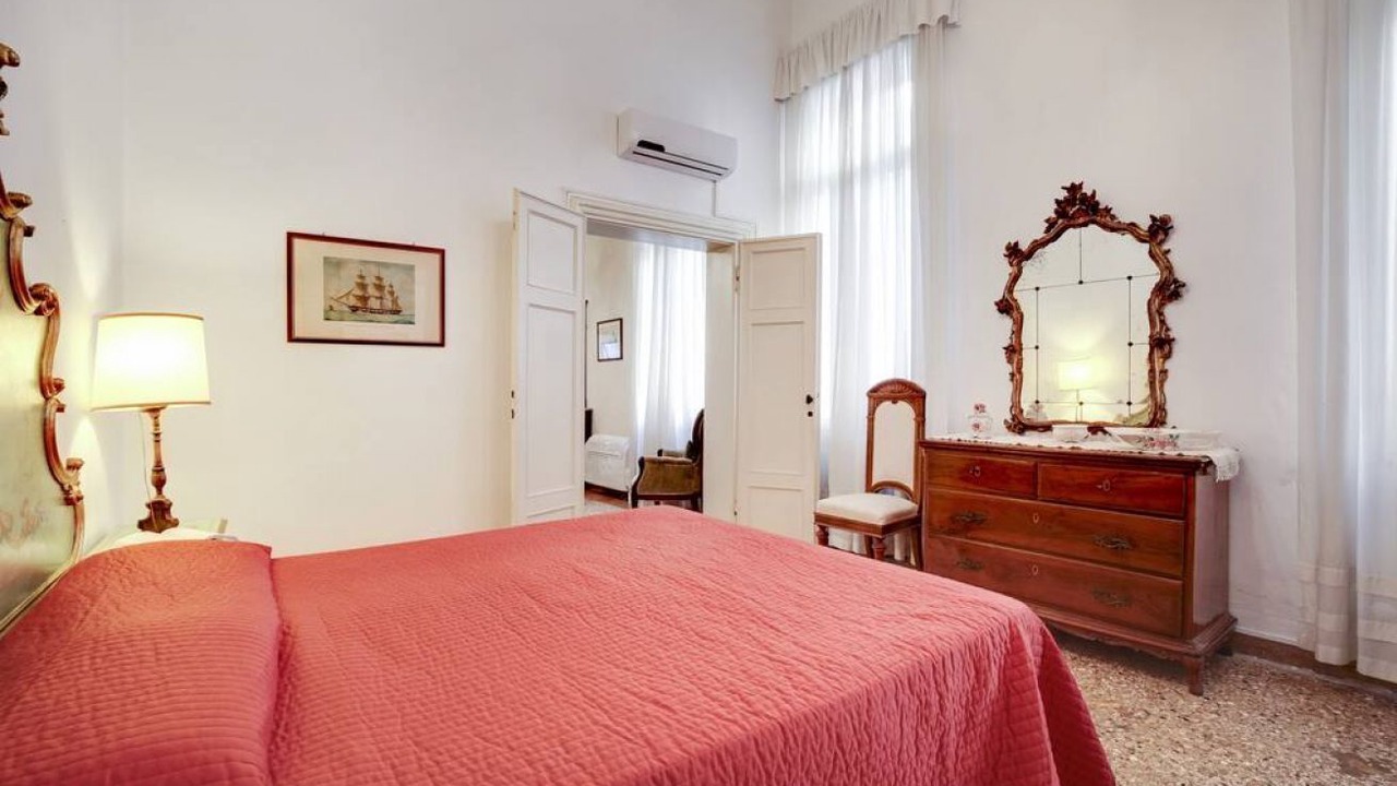 Photo of Bedroom in Cannaregio