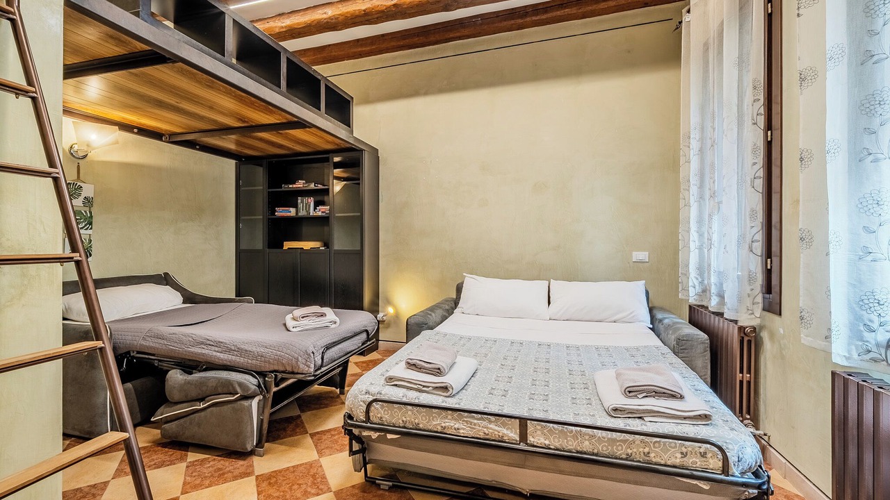 Photo of Bedroom in Dorsoduro