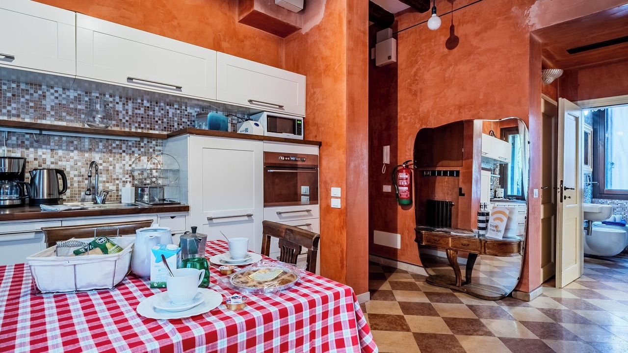 Photo of Kitchen in Dorsoduro