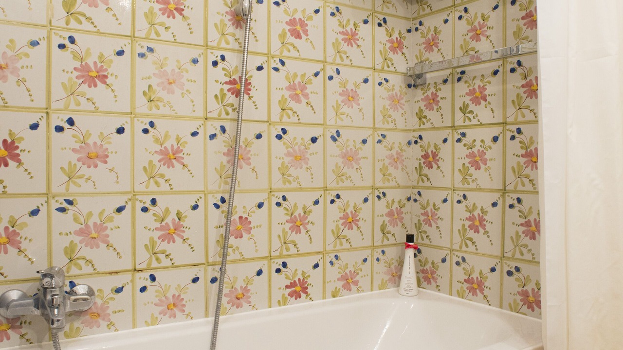 Photo of Bathroom in Salario
