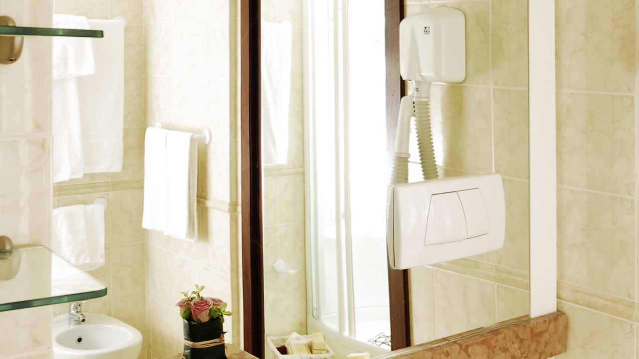 Photo of Bathroom in Trionfale