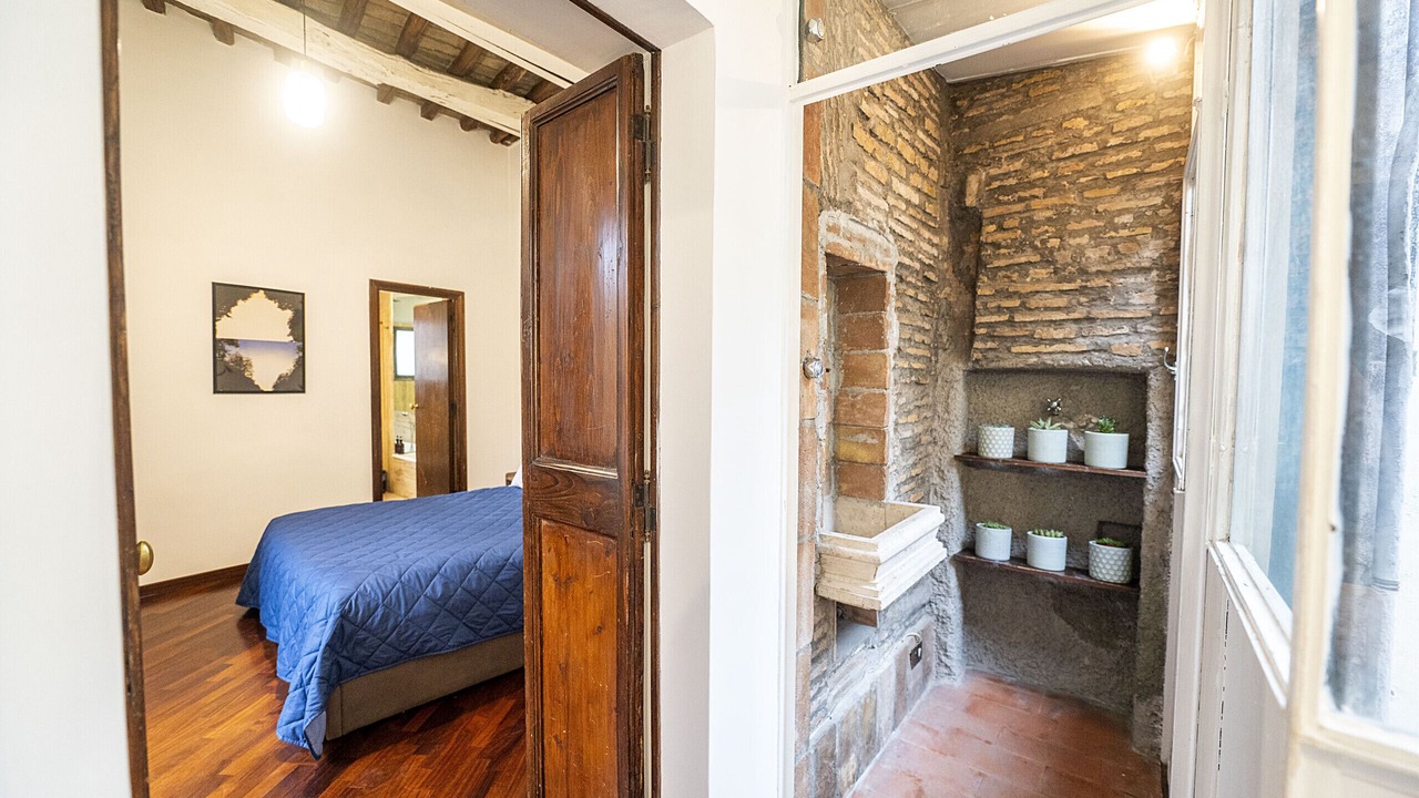 Photo of Bedroom in Rome City Centre