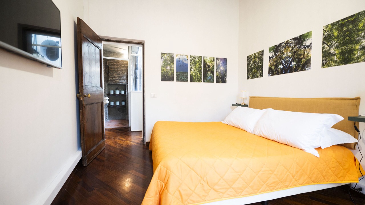Photo of Bedroom in Rome City Centre