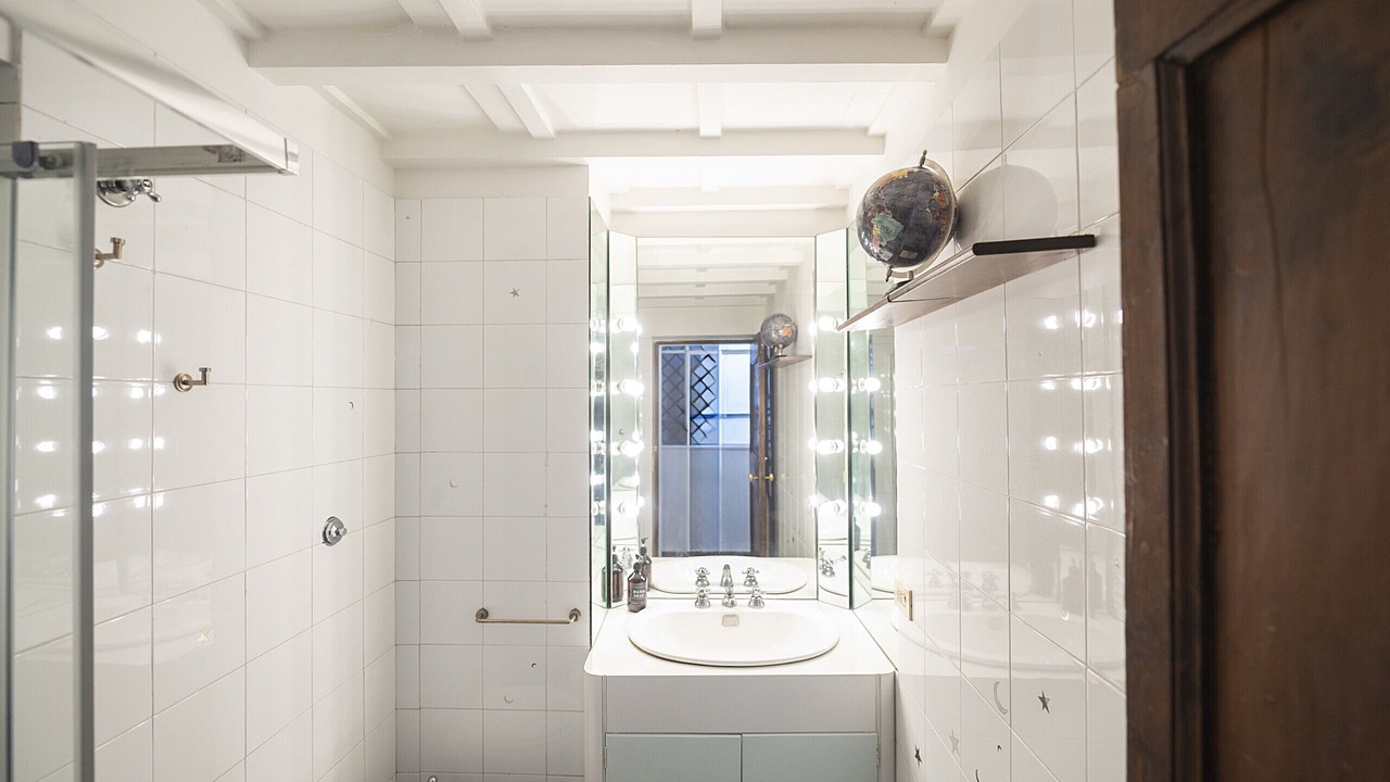 Photo of Bathroom in Rome City Centre