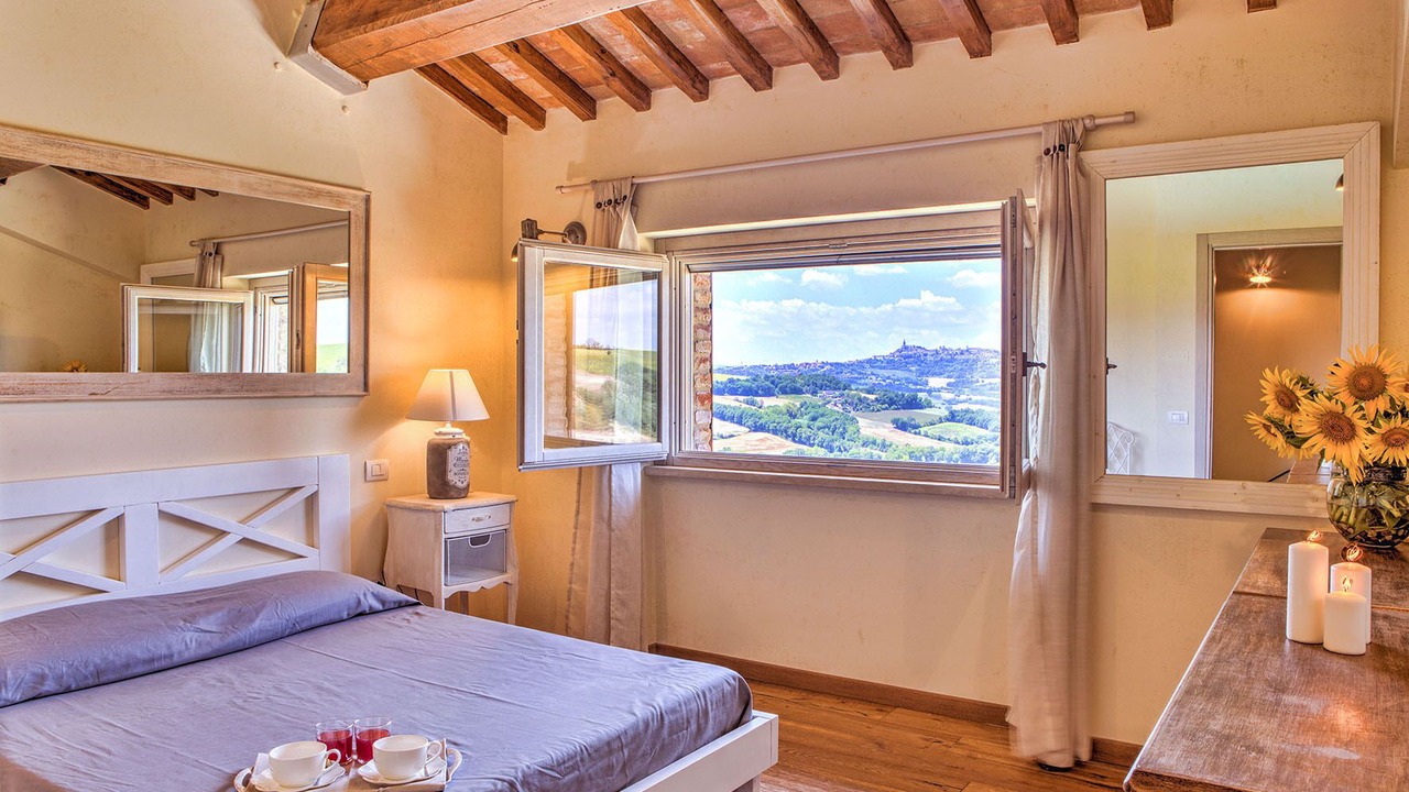 Photo of Bedroom in Todi